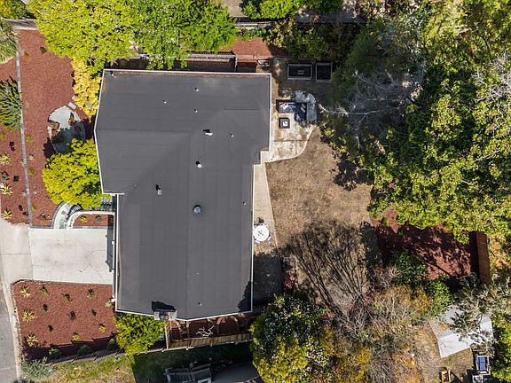 2nd image of 35 Franciscan Way