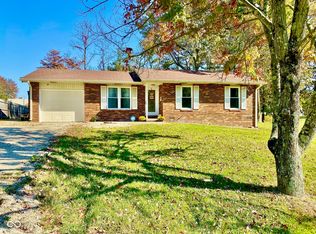 6 Noon Dr, North Vernon, IN 47265