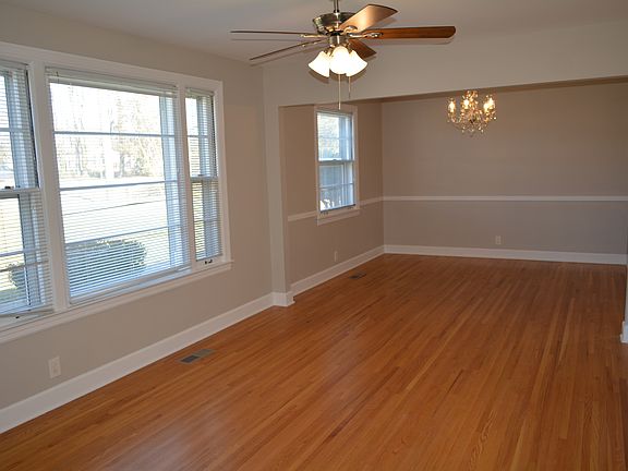 2nd image of 2807 Emery Dr