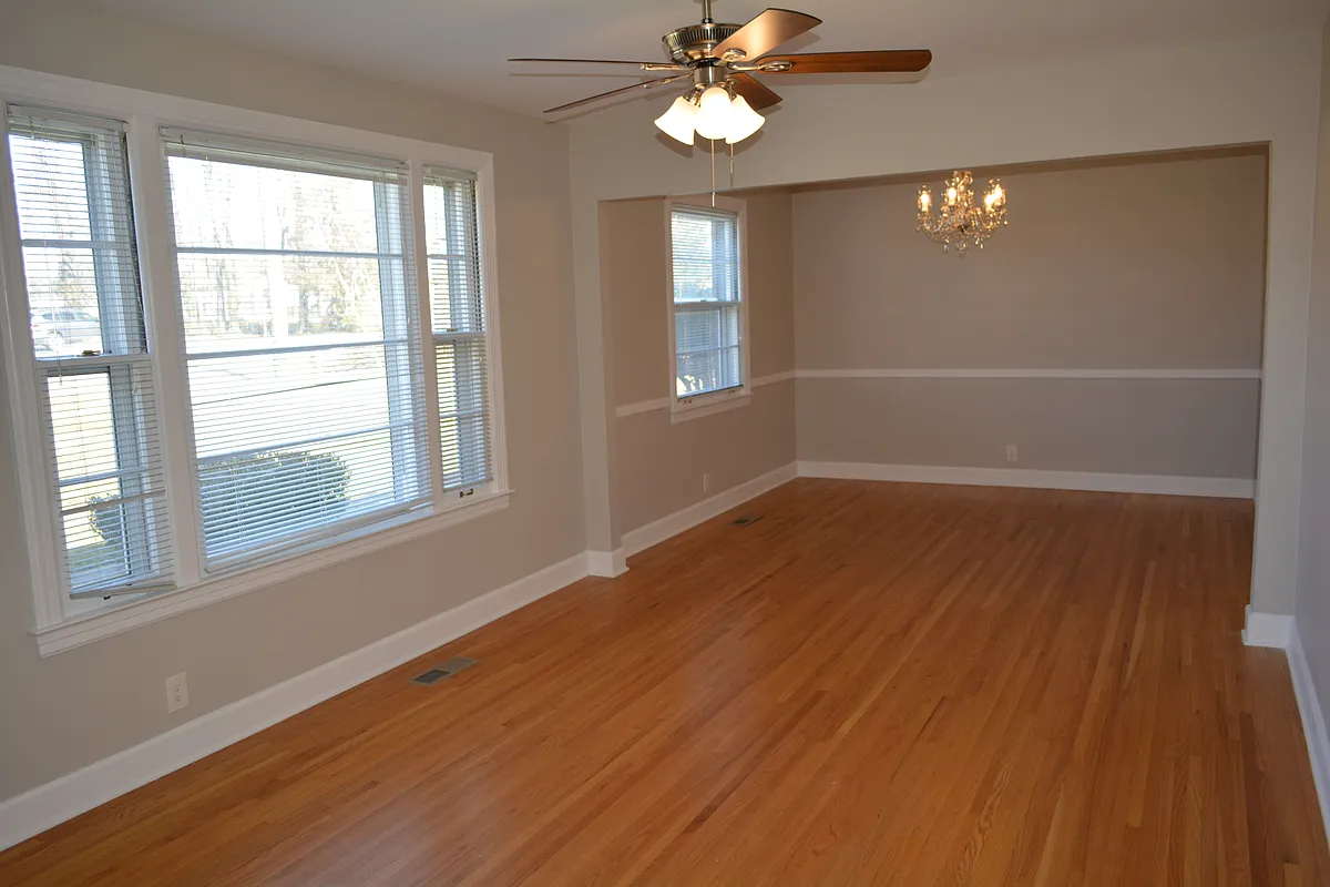 Building Photo - 2807 Emery Dr