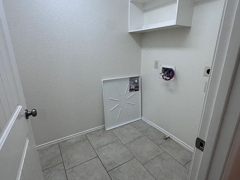 6430 Stoney Creek Dr — Photo 18