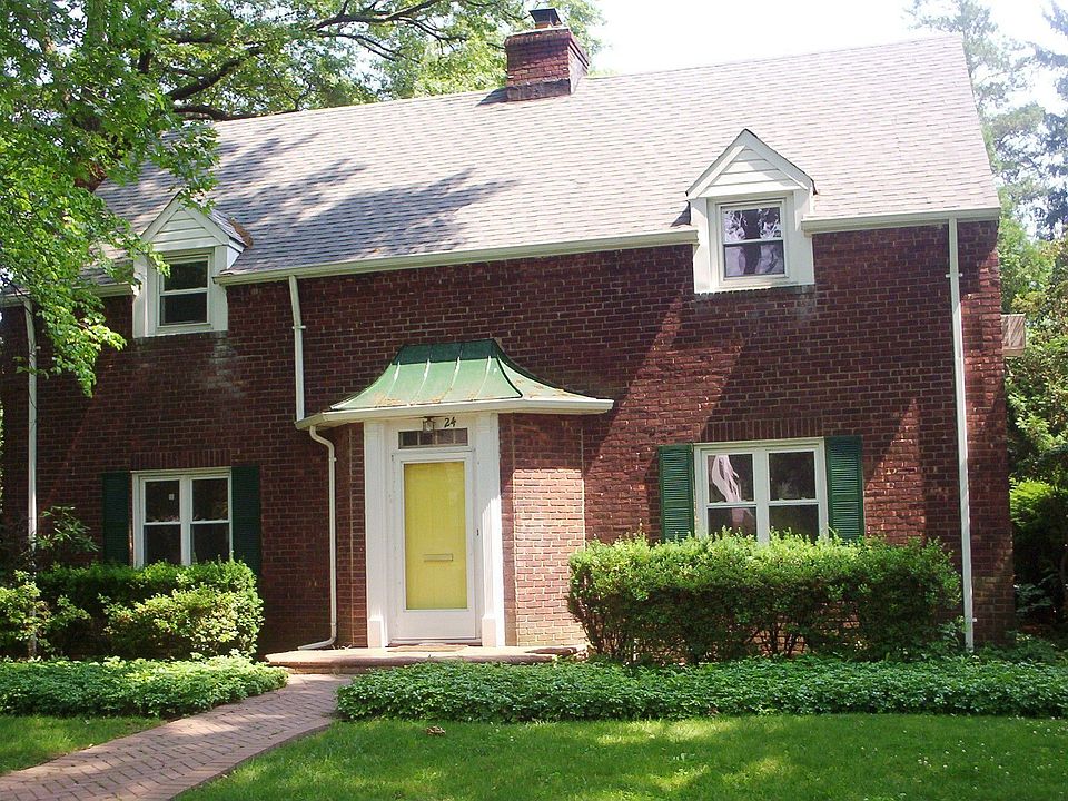 A gorgeous center hall colonial