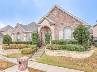 4824 Ridge Cir, Benbrook, TX 76126