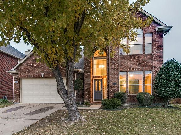 2nd image of 6208 Plantation Ln