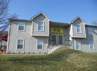 7307 N Laurel Ave, Kansas City, MO 64158