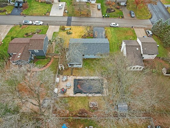 4th image of 103 McDonald Dr