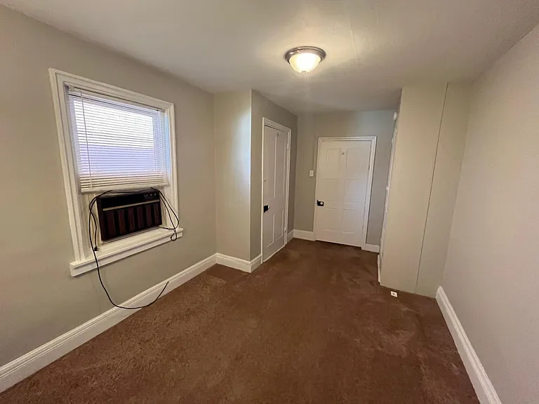 45 E North St — Photo 21