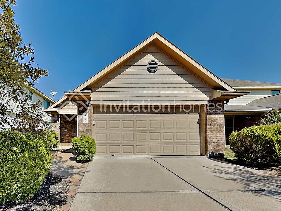 1st image of 18730 Dennington Dr