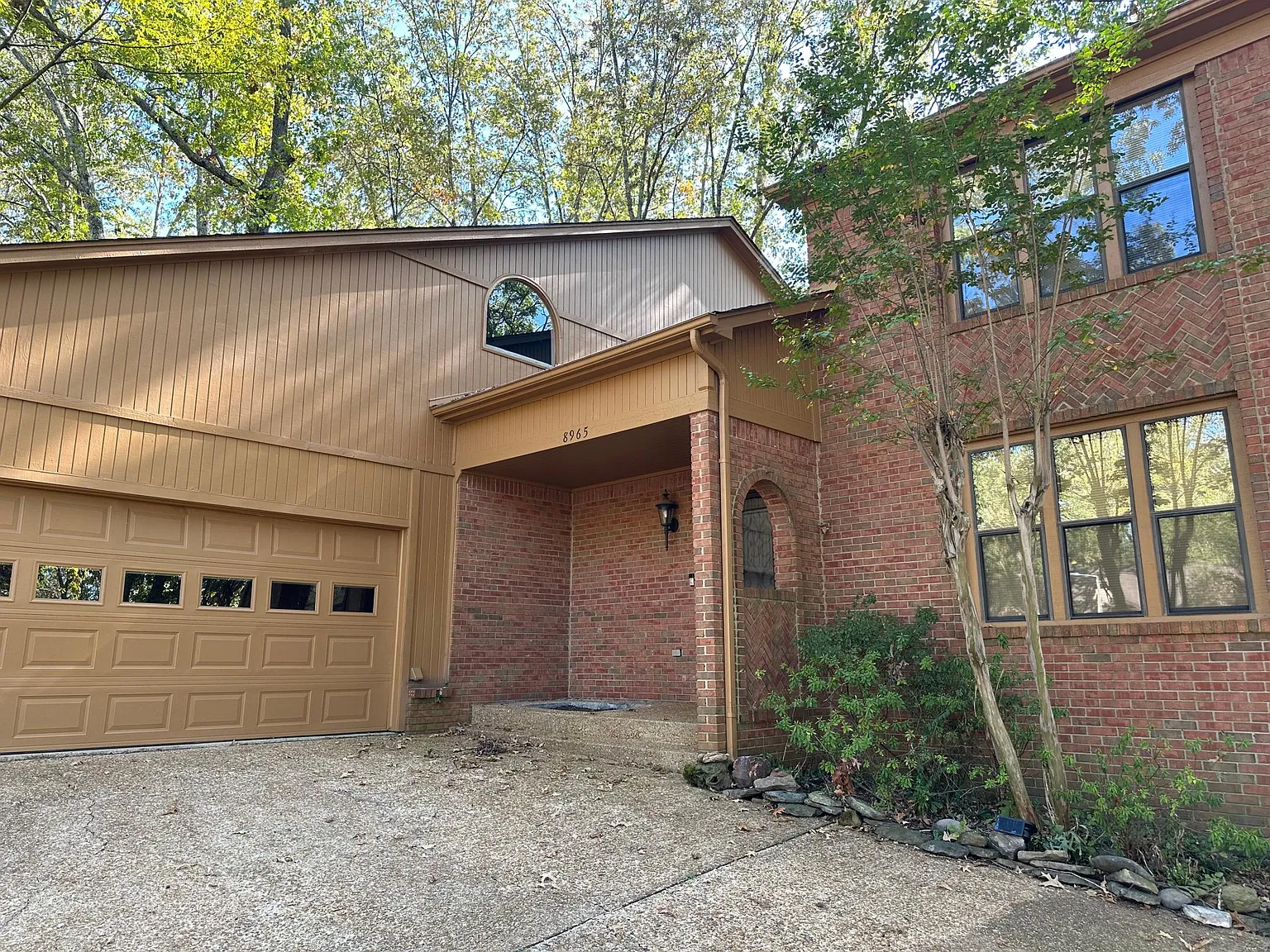 8965 Farmoor Rd — Photo 1