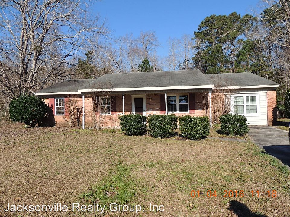 1st image of 224 White Oak Ct