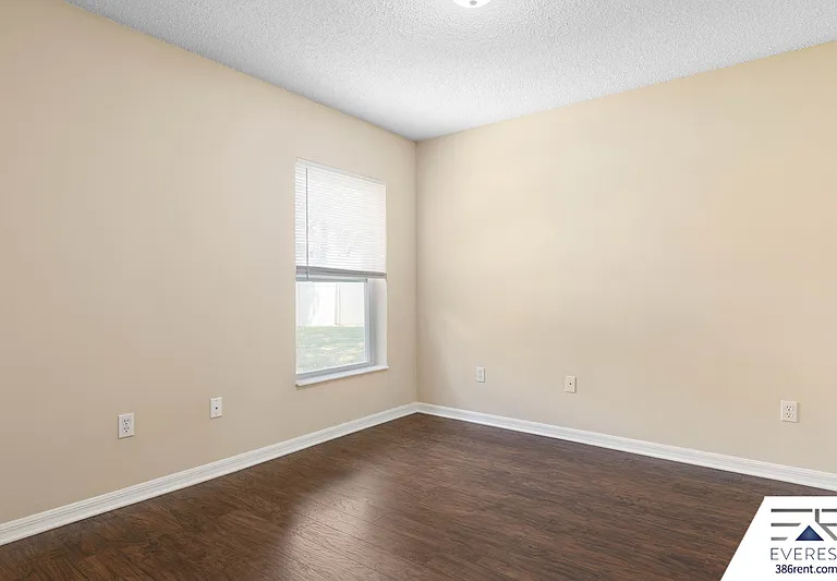 57 Pin Oak Dr — Photo 32