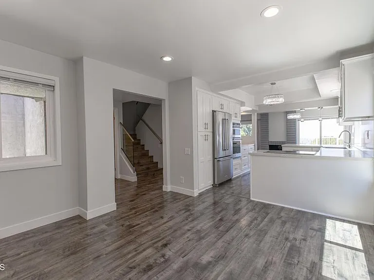 738 Galaxy Heights Dr — Photo 9