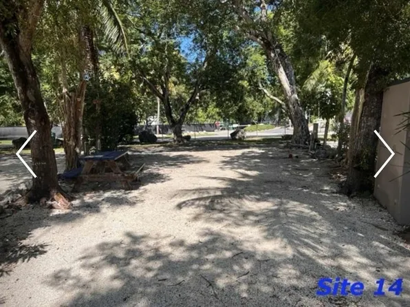 101551 Overseas Hwy #14, Key Largo, FL 33037
