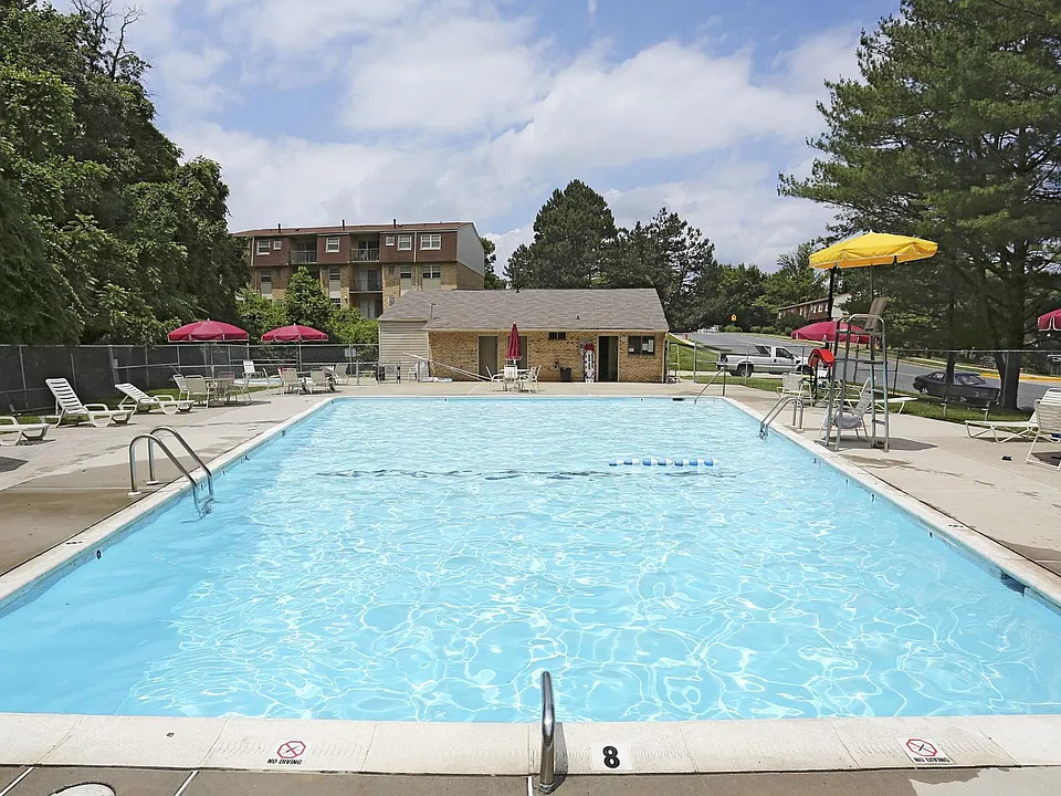 Village of Pine Run Apartments & Townhomes*
