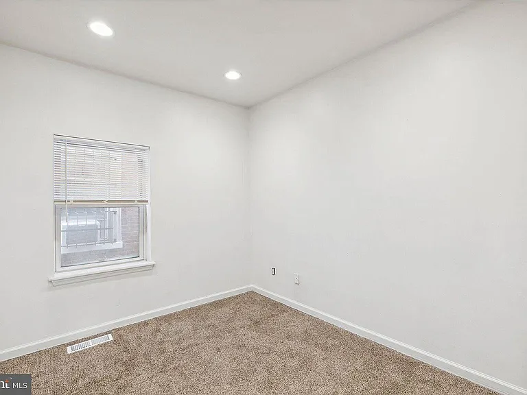 Bedroom #1