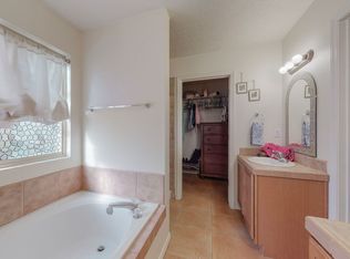 7324 Via Contenta NE, Albuquerque, NM 87113