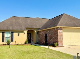 1416 S Sanctuary Ave, Gonzales, LA 70737
