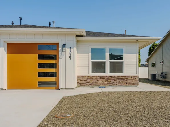 1237 Phillips Cir, Ontario, OR 97914