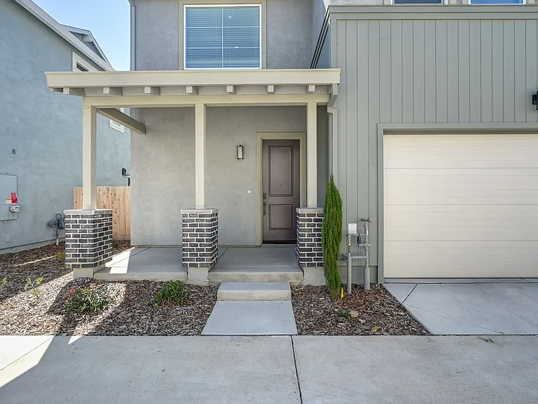 3209 Sunny Gate Ln — Photo 5