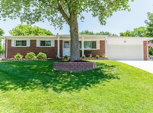 1206 Karon Dr, Saint Charles, MO