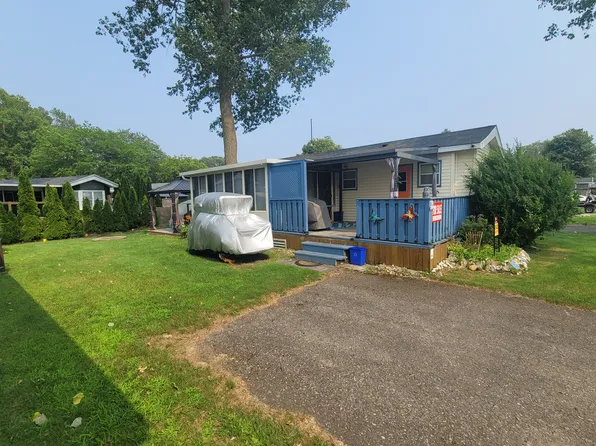 490 Empire Rd #Ebw089, Pt Colborne, ON L0S 1R0