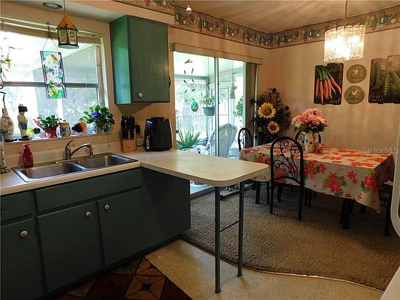 3rd image of 2305 Indigo Dr