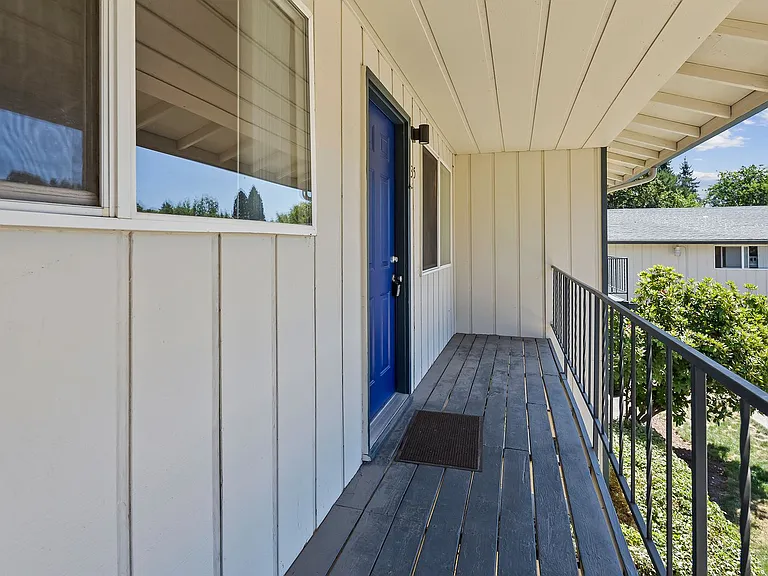 Cedar Mill Apartments — Photo 20