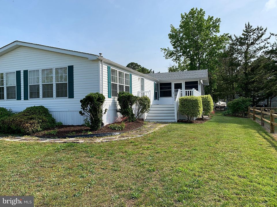 1st image of 26255 Bayside Dr #50772