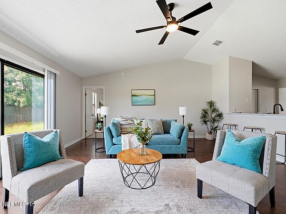 5th image of 9739 VILLIERS Drive S