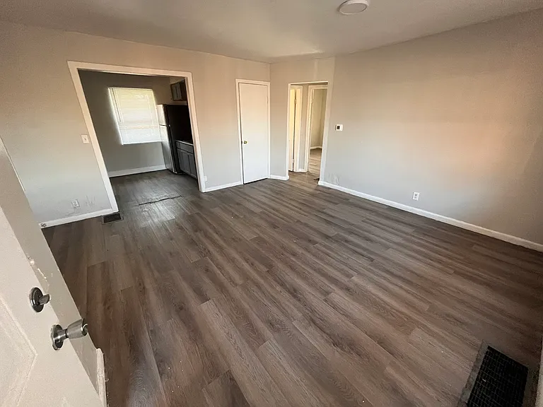 3652 Otterbein Ave #3652 — Photo 3