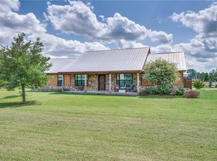 5792 Old Sherman Rd, Whitesboro, TX 76273