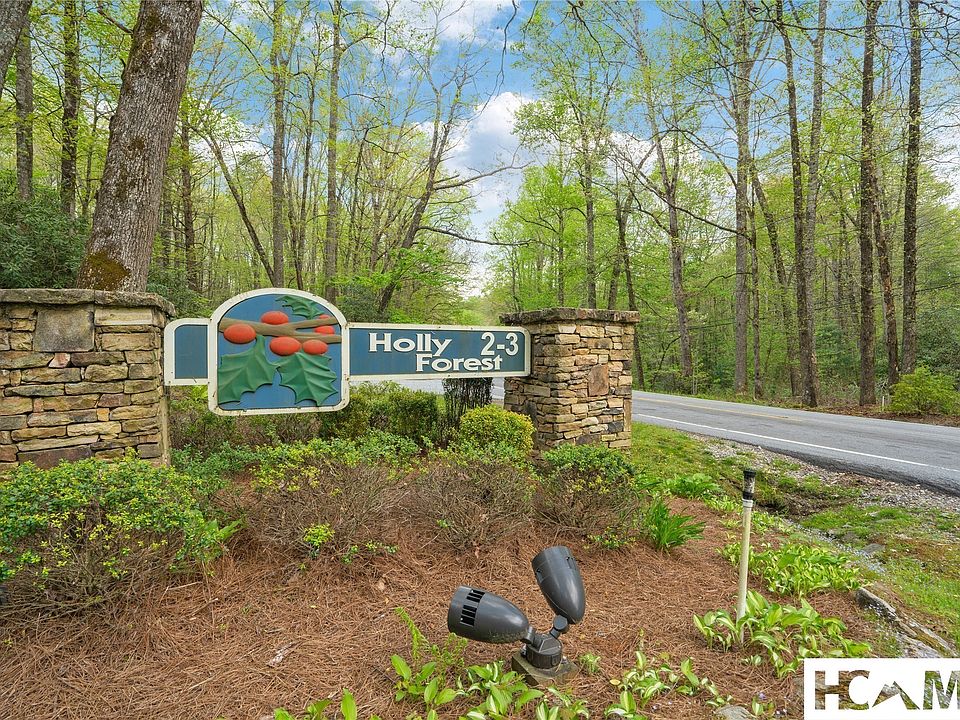 1st image of 44 Holly Road