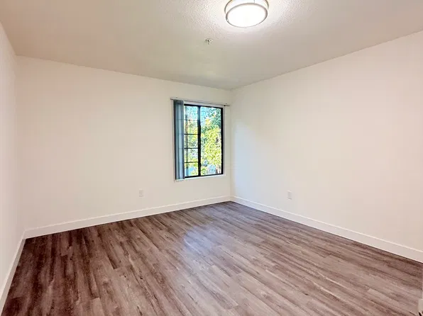 Spinnaker Pointe