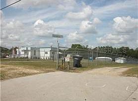 3rd image of 40868 Highway 27