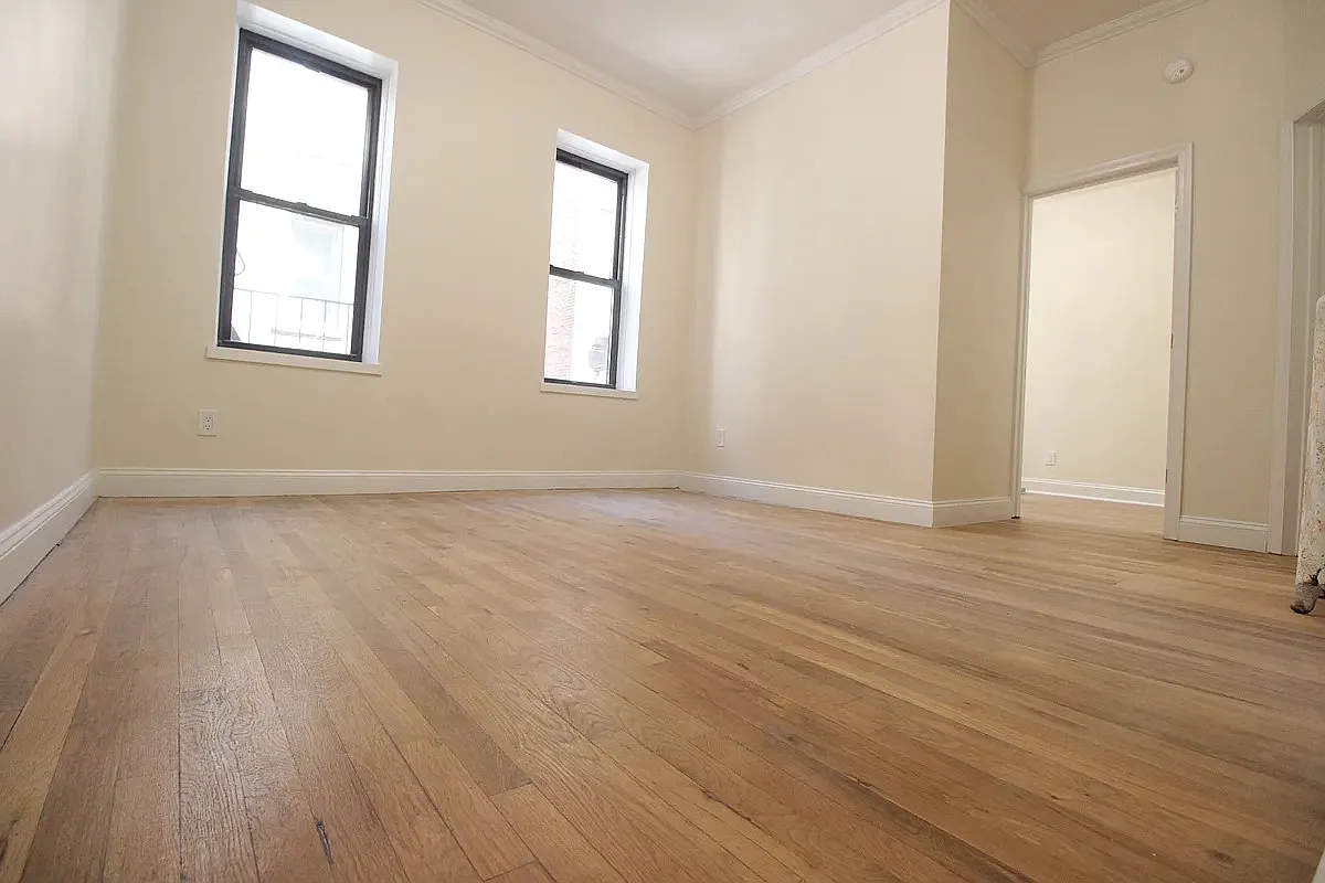 192 Claremont Avenue — Photo 2
