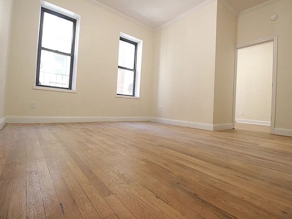 2nd image of 192 Claremont Ave #D