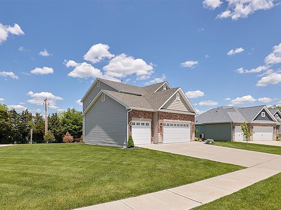 4th image of 21 Capen Park Ct