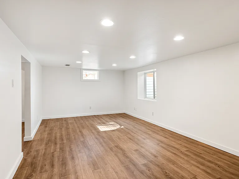 1809 Grand Ave — Photo 5