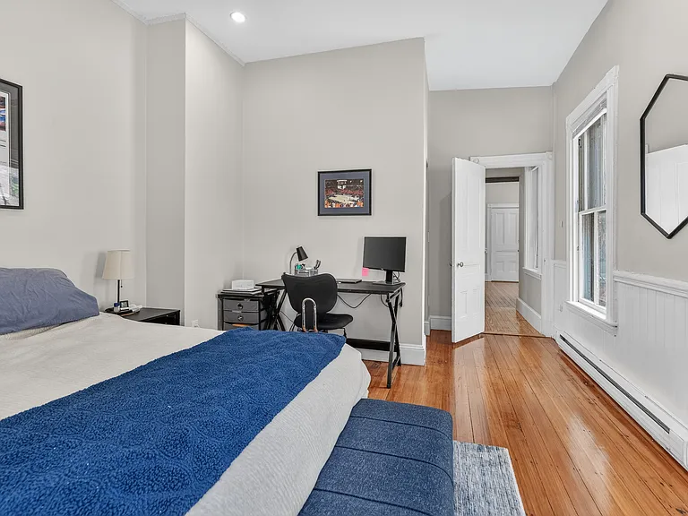 16 Cumberland St #2 — Photo 12