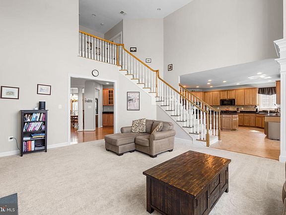 4th image of 4012 Belgrave Cir