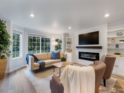 10016 NE 120th Lane #F103, Kirkland, WA, 98034