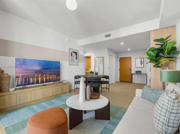 11 NE 6th St Unit 1611, Miami, FL 33132