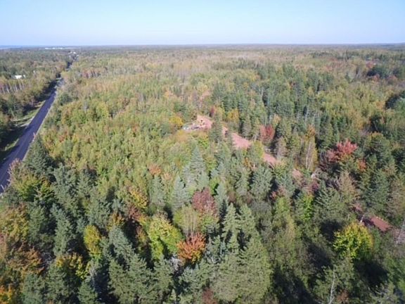 4th image of Centerline Rd