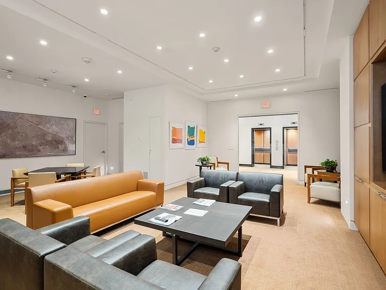 180 Beacon St #9 — Photo 17