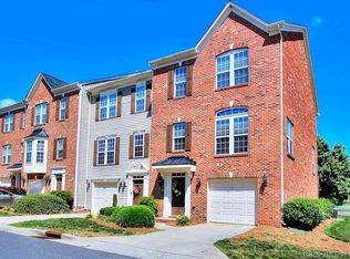 7702 Jackson Pond Dr, Charlotte, NC 28273