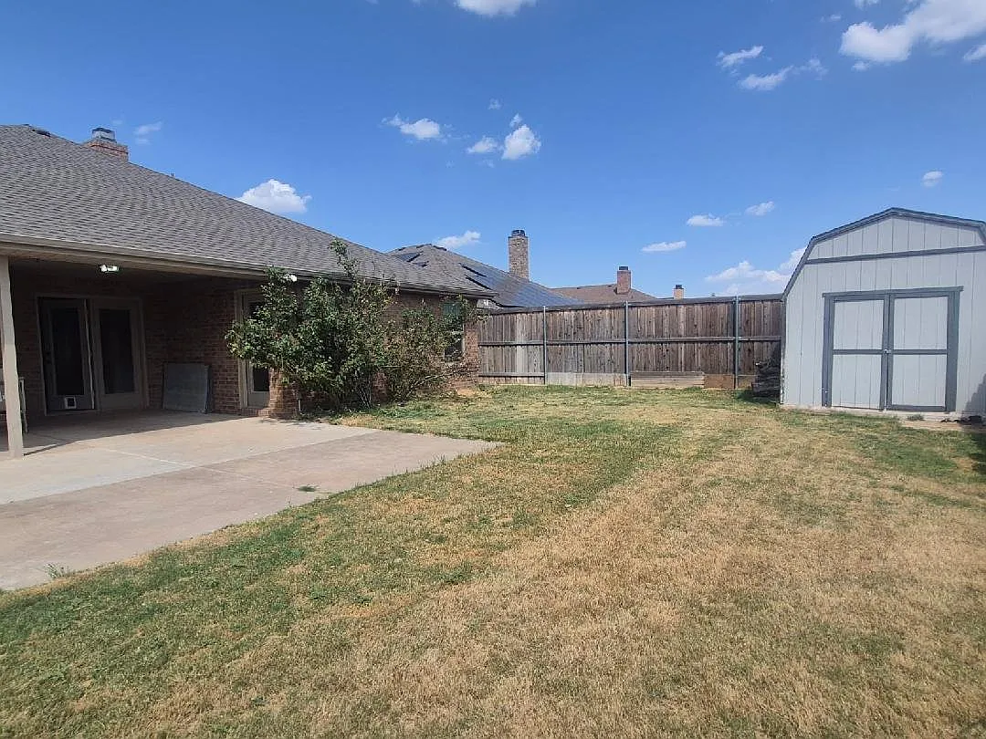 Spacious 4 Bed, 3 Bath Home in Lubbock, TX - Available now - $2500 per month — Photo 3