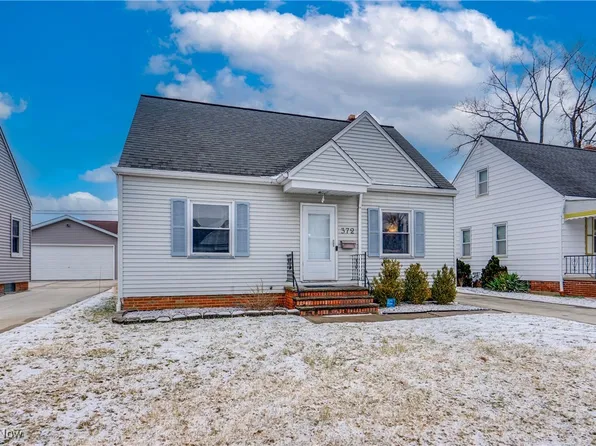 372 E 329th St, Willowick, OH 44095