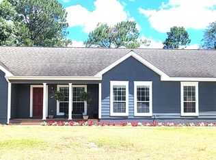 50 Maplewood Rd, Douglas, GA 31535