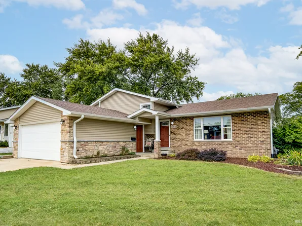 5162 Newport Dr, Oak Forest, IL 60452