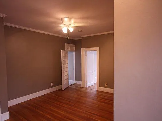 15 Park Vale Ave #11 — Photo 1